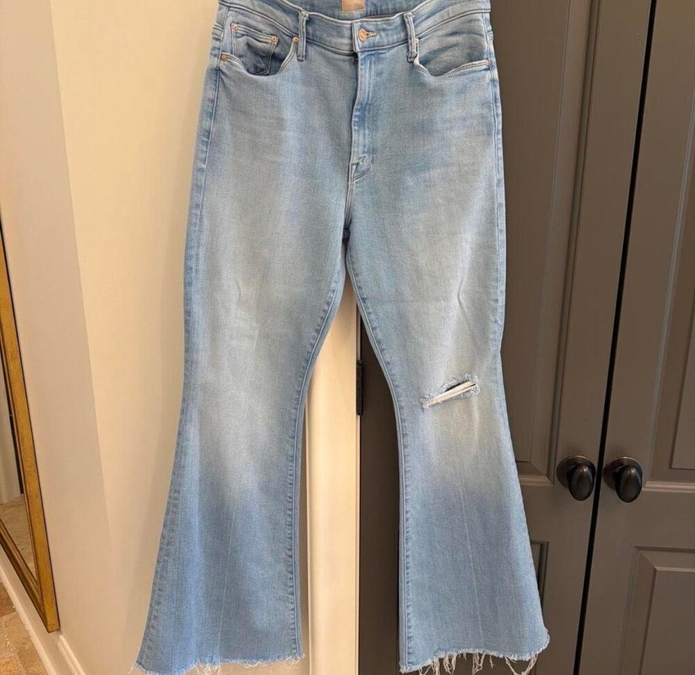 Like new Mother Jeans the super cruiser